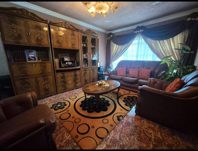 4 BEDROOM HOUSE FOR SALE IN ARCON PARK